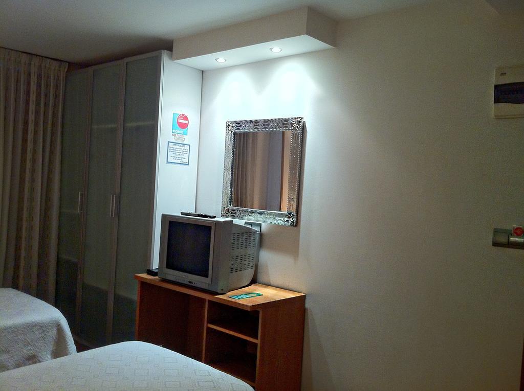 Hostal Del Carmen Otel Santander Oda fotoğraf